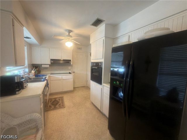 4914 SW 2nd PL, Cape Coral, FL 33914