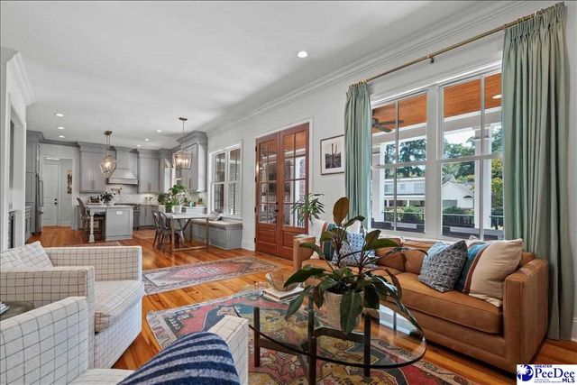 600 Ridgewood Dr, Florence, SC 29501