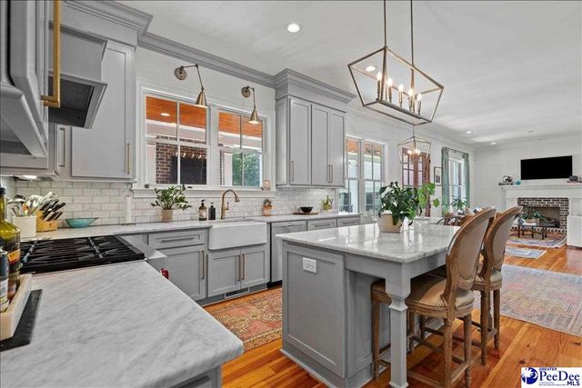 600 Ridgewood Dr, Florence, SC 29501