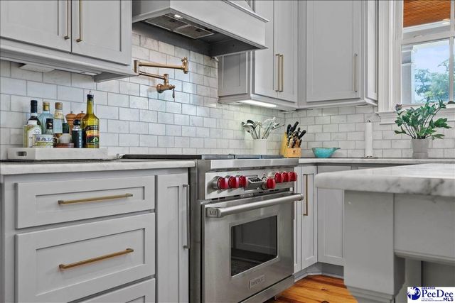 600 Ridgewood Dr, Florence, SC 29501