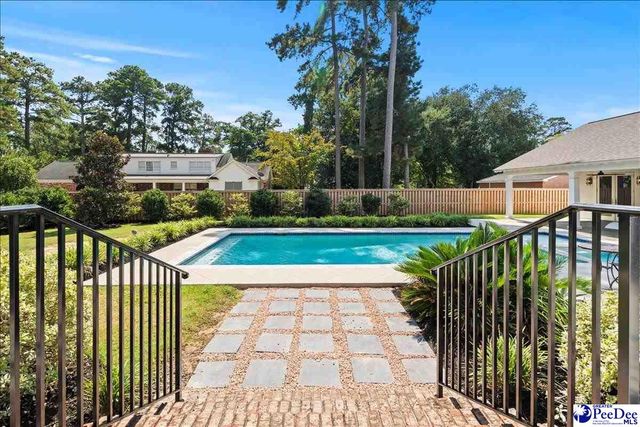 600 Ridgewood Dr, Florence, SC 29501