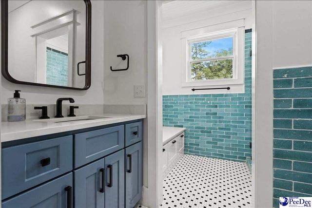 600 Ridgewood Dr, Florence, SC 29501