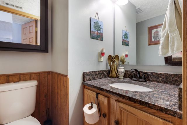 7800 Birch Creek Drive, Blacklick, OH 43004