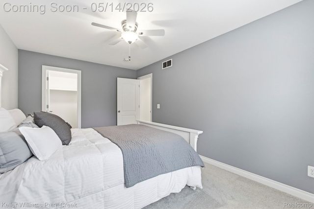 49 Melvin J Court, Oxford Village, MI 48371