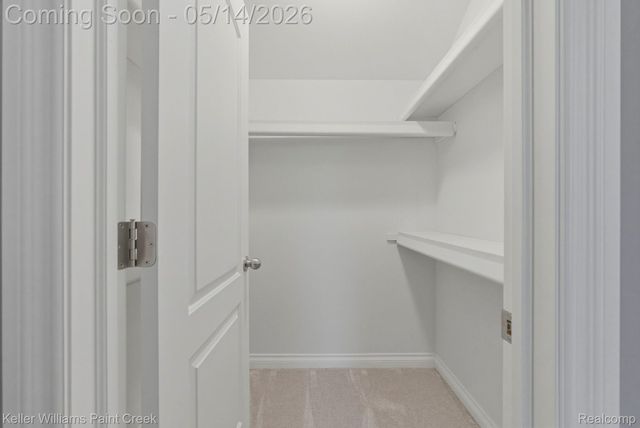 49 Melvin J Court, Oxford Village, MI 48371