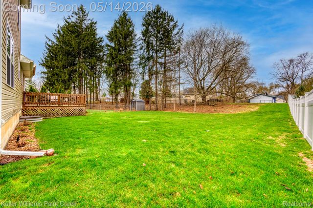 49 Melvin J Court, Oxford Village, MI 48371