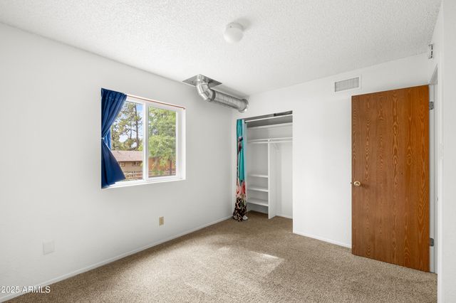 1535 E APPALACHIAN Road, Flagstaff, AZ 86004
