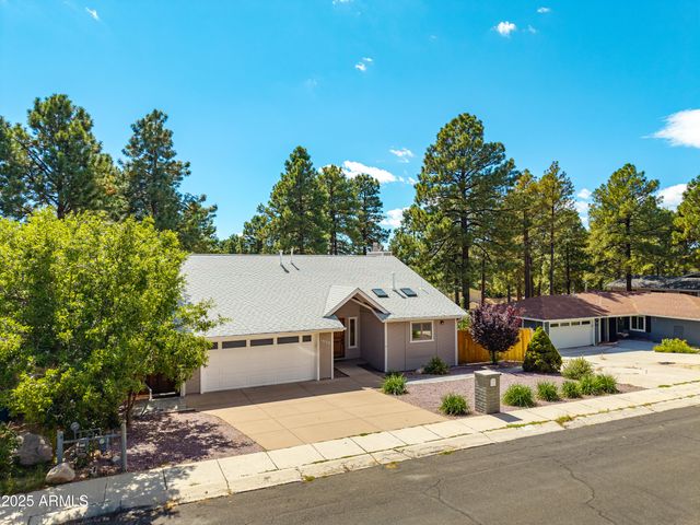 1535 E APPALACHIAN Road, Flagstaff, AZ 86004