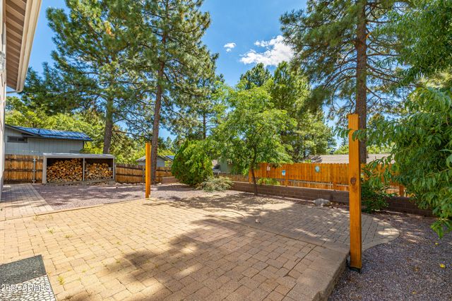 1535 E APPALACHIAN Road, Flagstaff, AZ 86004