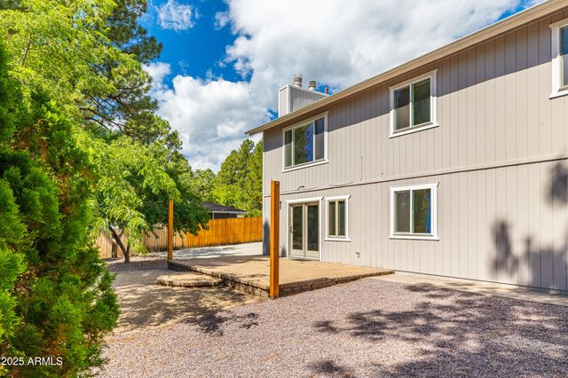 1535 E APPALACHIAN Road, Flagstaff, AZ 86004