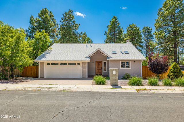 1535 E APPALACHIAN Road, Flagstaff, AZ 86004