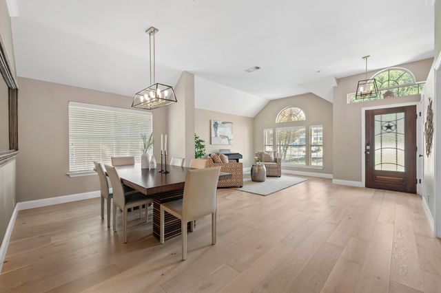 6104 Colina LN, Austin, TX 78759