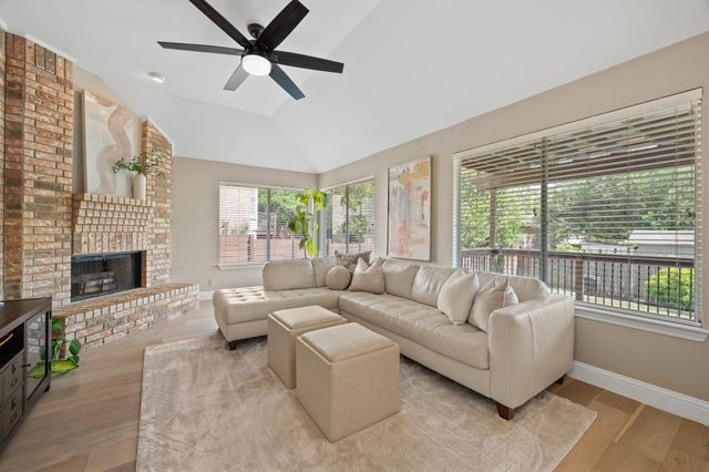 6104 Colina LN, Austin, TX 78759