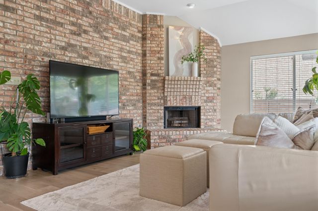 6104 Colina LN, Austin, TX 78759