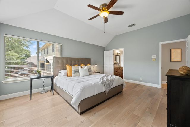 6104 Colina LN, Austin, TX 78759