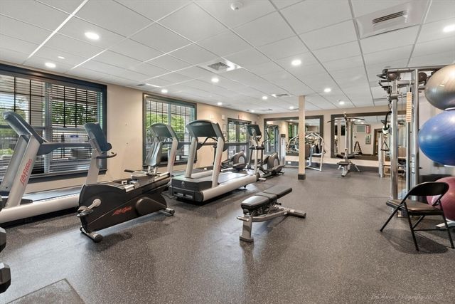 64 Pine Tree Dr 64, Methuen, MA 01844