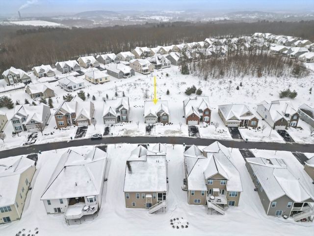 64 Pine Tree Dr 64, Methuen, MA 01844