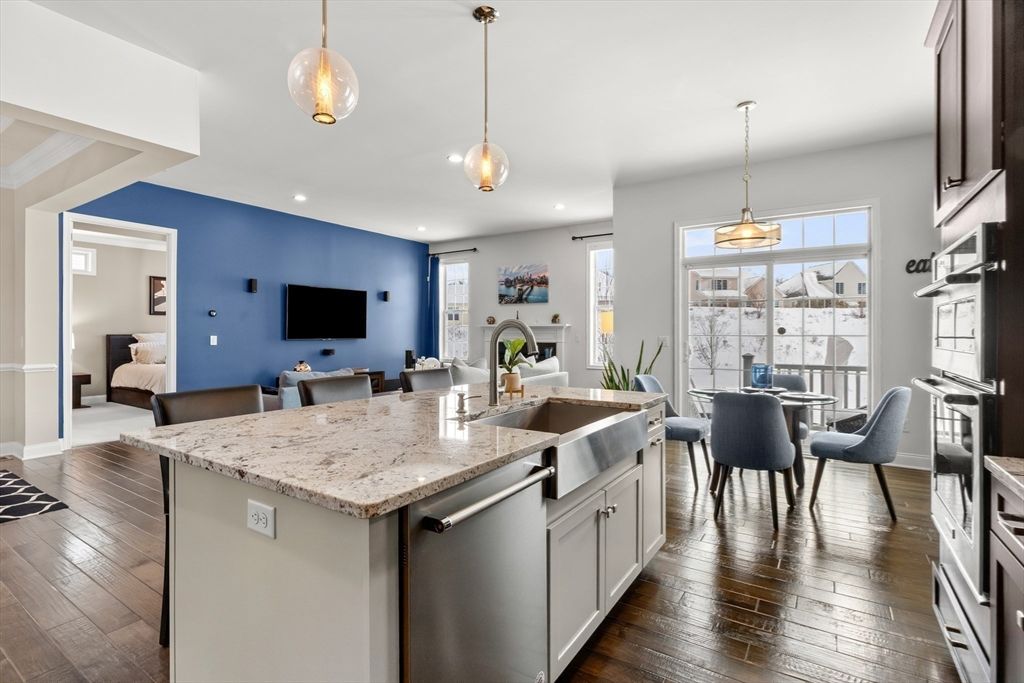 64 Pine Tree Dr 64, Methuen, MA 01844