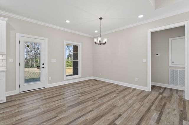 702 Meadow Rd, Mount Pleasant, TN 38474