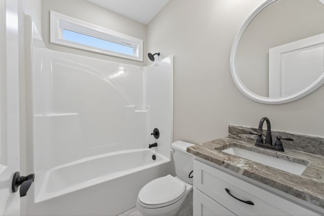 702 Meadow Rd, Mount Pleasant, TN 38474