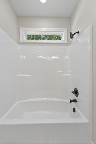 702 Meadow Rd, Mount Pleasant, TN 38474