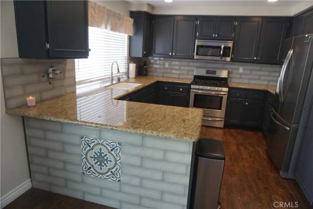 1209 Fernleaf Lane, Corona, CA 92881