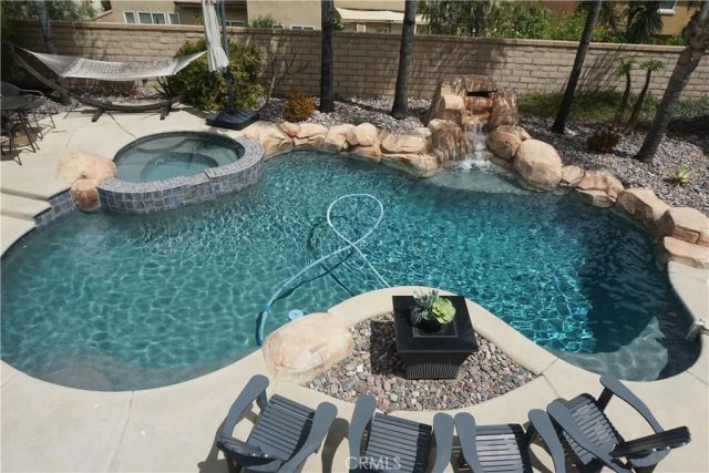 1209 Fernleaf Lane, Corona, CA 92881