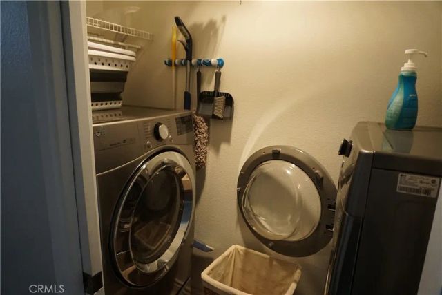 1209 Fernleaf Lane, Corona, CA 92881