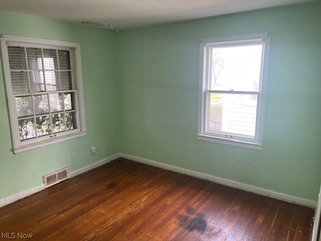 5127 Erwin Street, Maple Heights, OH 44137