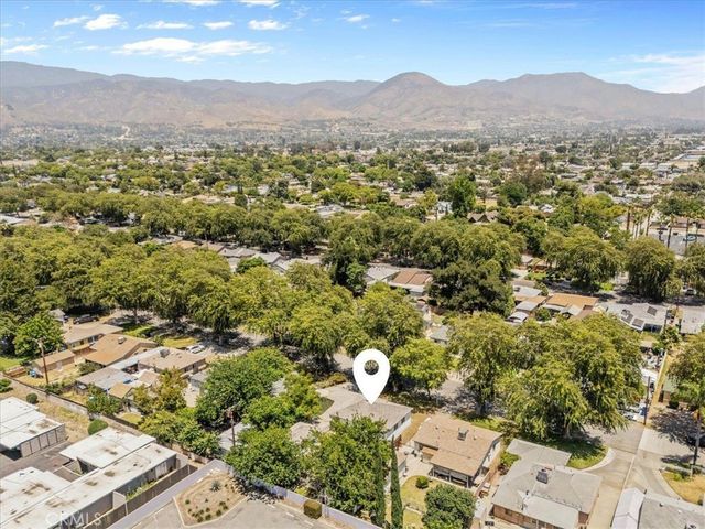2304 Roxbury Drive, San Bernardino, CA 92404