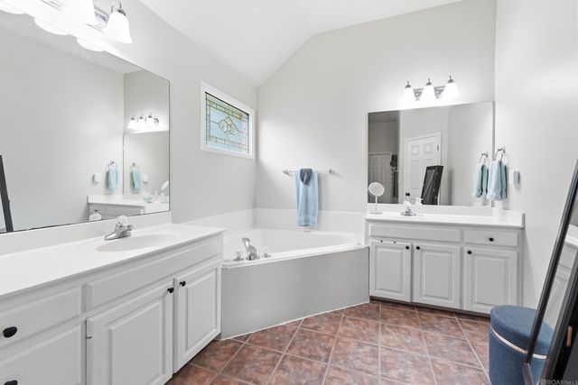 37076 Cobblestone Ave, Geismar, LA 70734