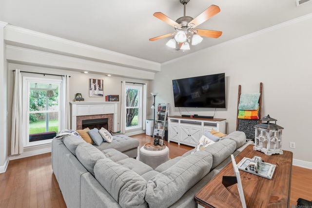 37076 Cobblestone Ave, Geismar, LA 70734