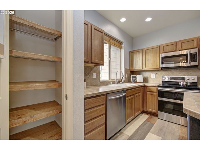 1409 Ne 87TH Cir, Vancouver, WA 98665