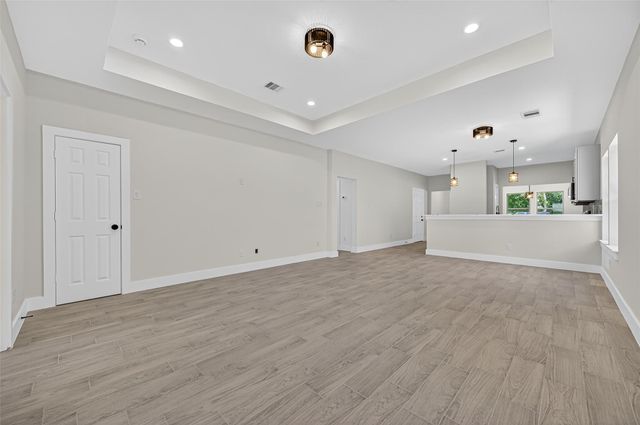 1105 Lyle W Avenue, Cleveland, TX 77327