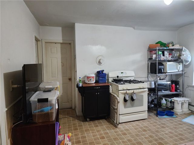 132 Putnam Street, Providence, RI 02909
