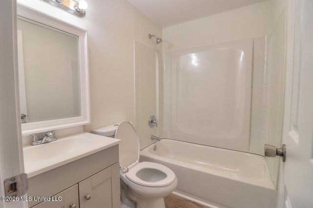 6070 3rd Street, Bay Saint Louis, MS 39520
