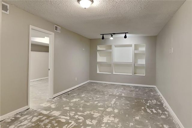 3777 Junction Drive NW, Kennesaw, GA 30144