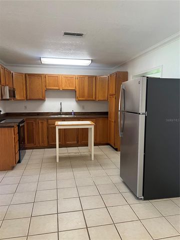 1204 NE 32ND PLACE, Ocala, FL 34479