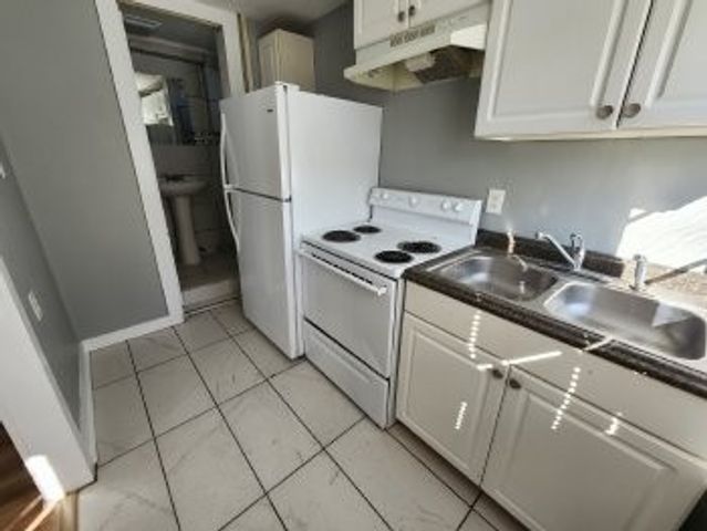 349 Hickory Hts Apt B, Clarksville, TN 37040