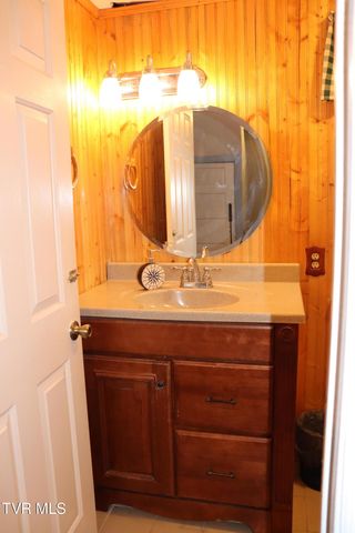 127 Brown Street, Appalachia, VA 24216