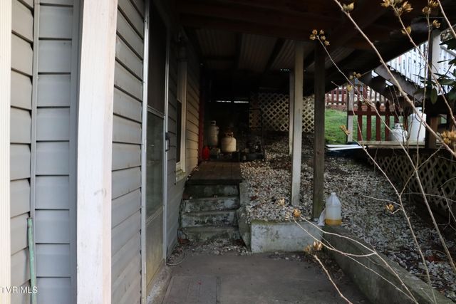 127 Brown Street, Appalachia, VA 24216