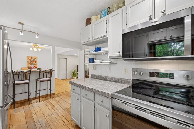 11201 Washburn Avenue S, Bloomington, MN 55431