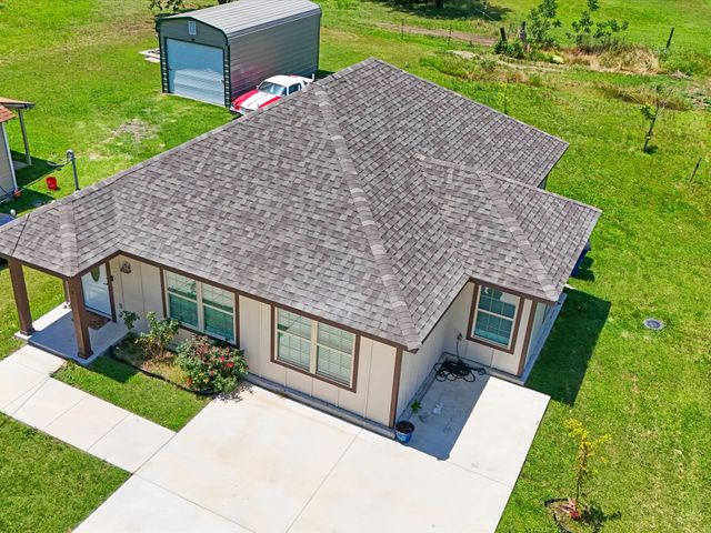 308 Avenue A, Ennis, TX 75119