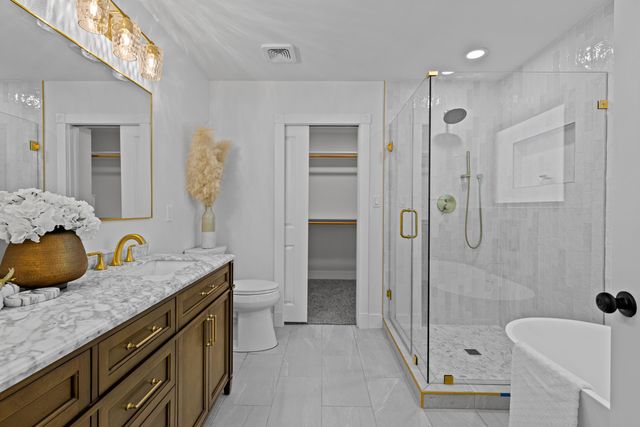 275 Fox Glove Ln, Longview, TX 75605