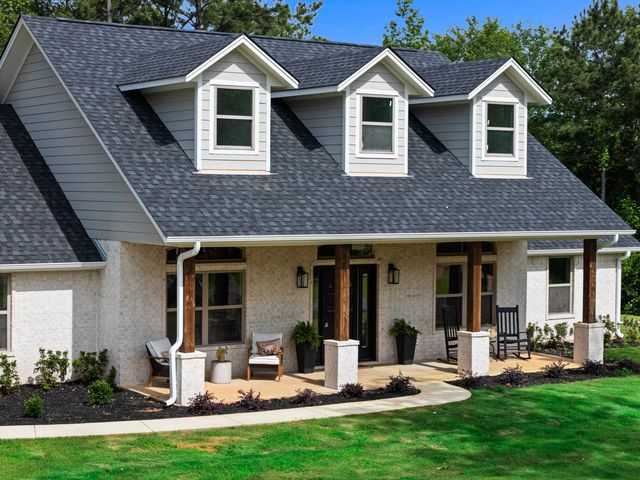 275 Fox Glove Ln, Longview, TX 75605