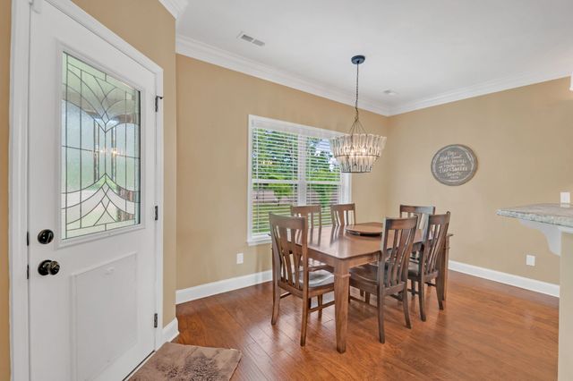 33 Ivy Dr, Fayetteville, TN 37334