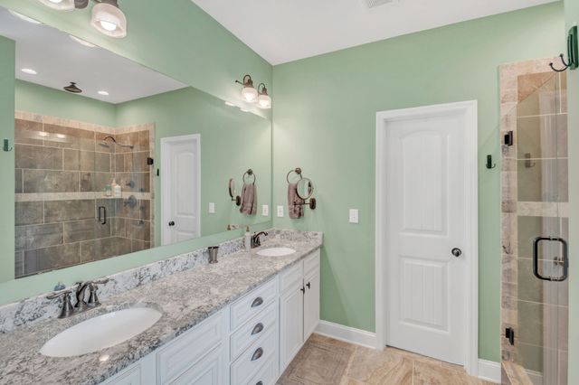 33 Ivy Dr, Fayetteville, TN 37334