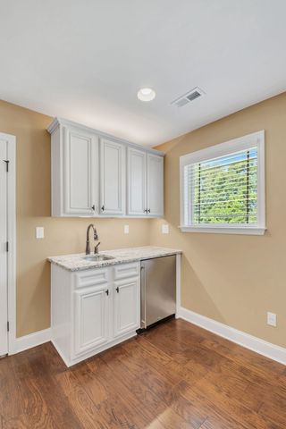 33 Ivy Dr, Fayetteville, TN 37334