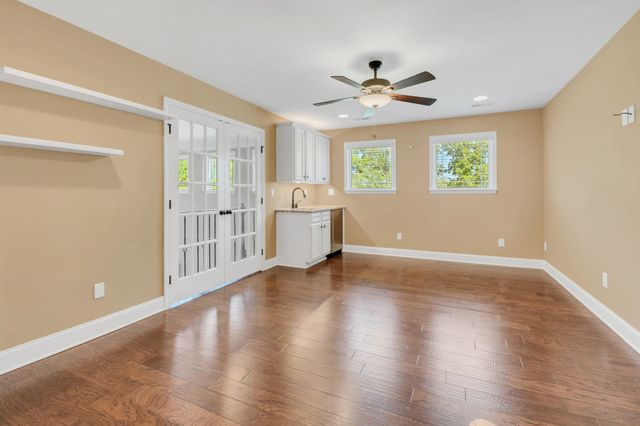 33 Ivy Dr, Fayetteville, TN 37334
