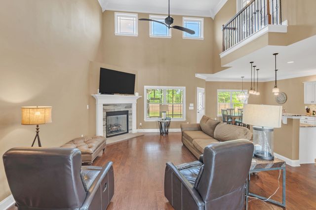 33 Ivy Dr, Fayetteville, TN 37334